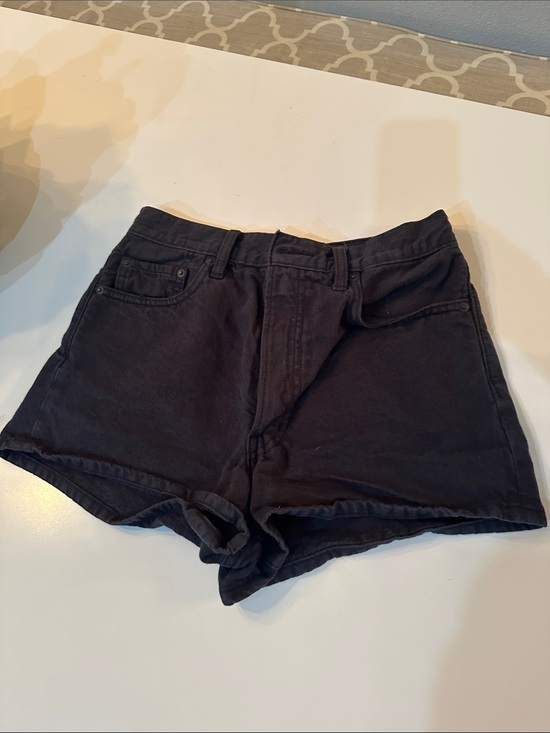 Levi's Pants - Levi's Black High-Rise Women's Shorts